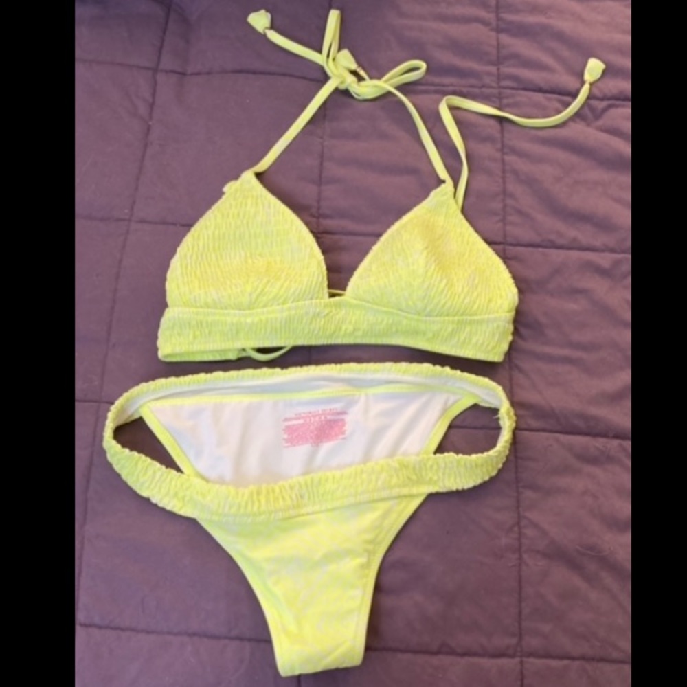 Victoria's Secret Swimsuit Bikini Both L